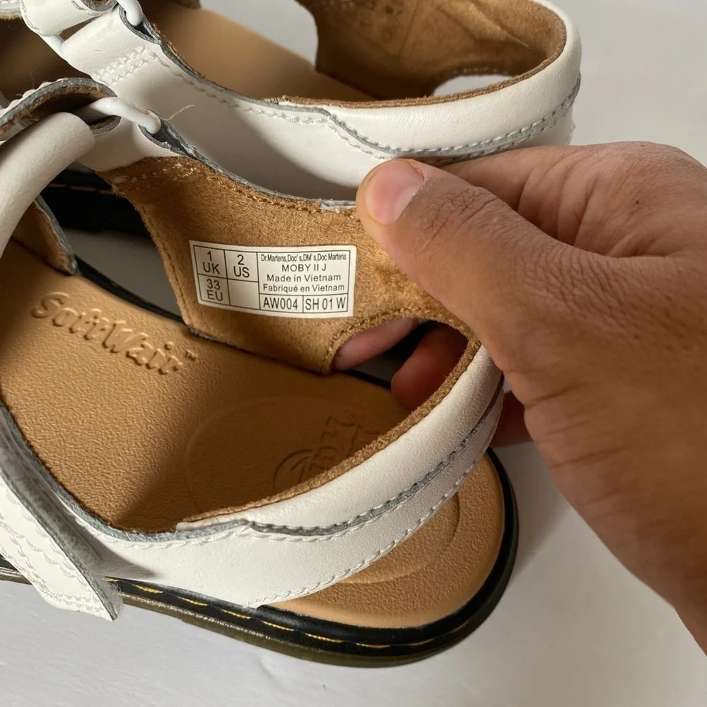 DR Martens JUNIOR MOBY II LEATHER VELCRO SANDALS White
